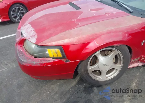 2001 Ford Mustang z USA, uszkodzony, nr VIN 1FAFP40421F170087